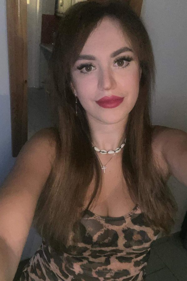 Anastasia, 31